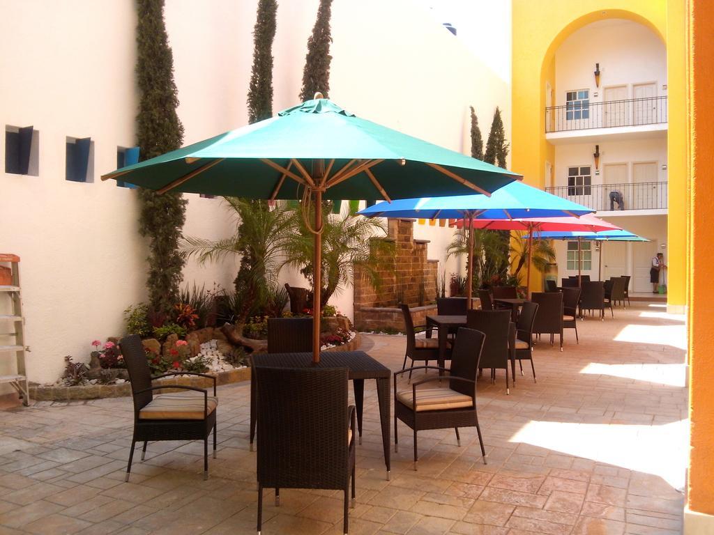 Happy Express Hotel Oaxaca Zewnętrze zdjęcie