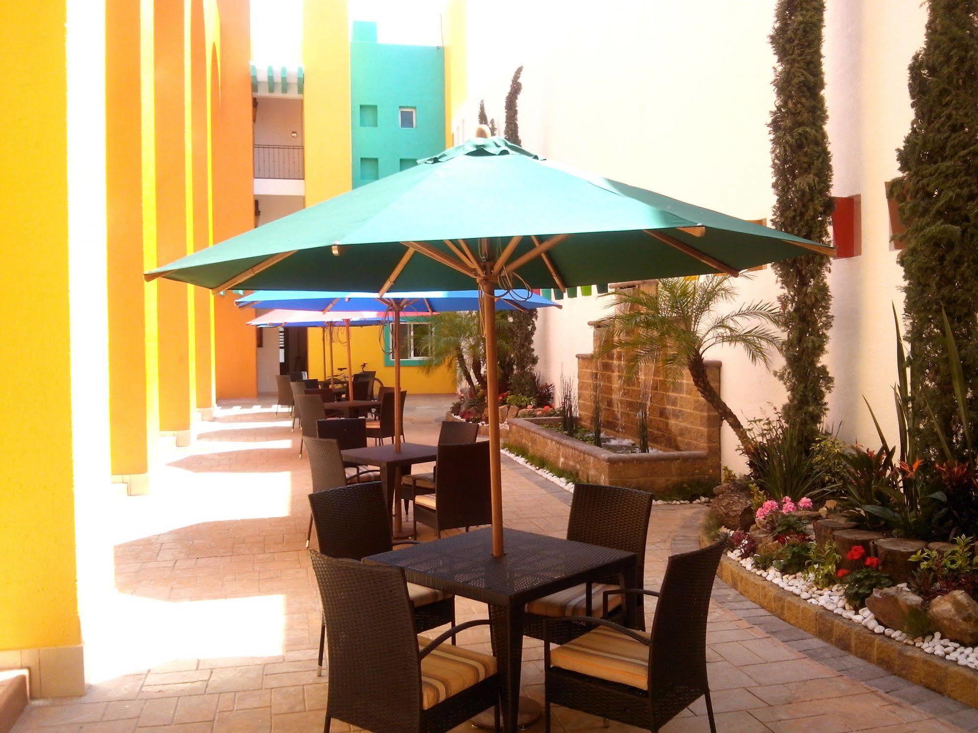 Happy Express Hotel Oaxaca Zewnętrze zdjęcie