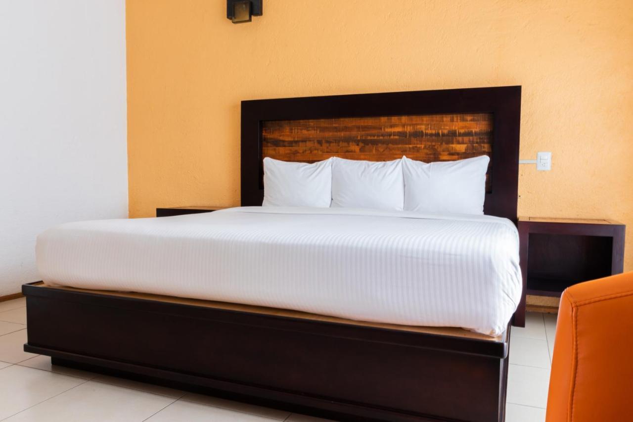 Happy Express Hotel Oaxaca Zewnętrze zdjęcie